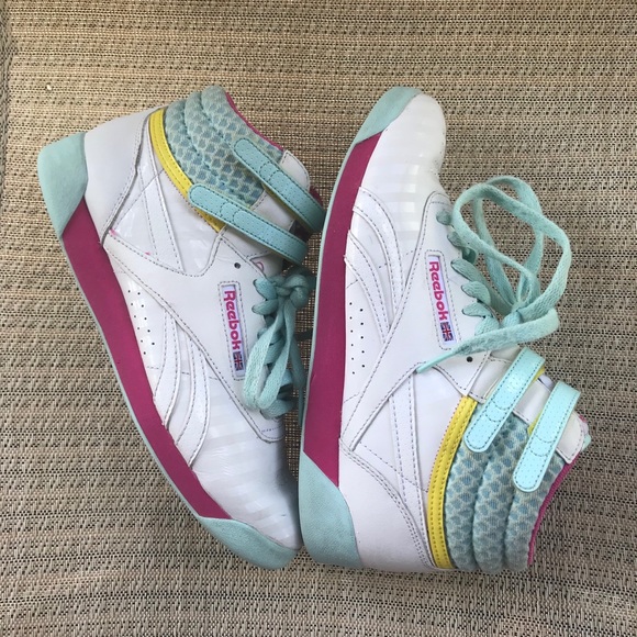 Reebok Junior girl’s Classic - Picture 3 of 11